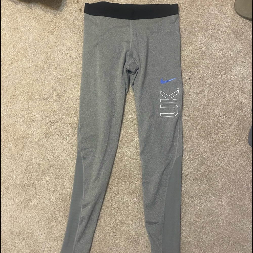 Nike leggings